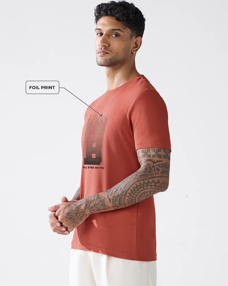 bewakoof Men's Cinnabar Red All Eyes On You Graphic Printed T-shirt